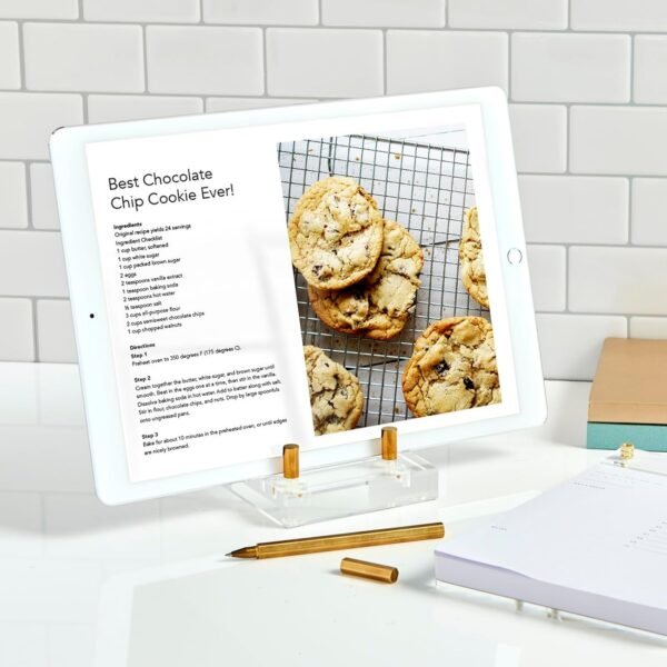 oem/odm russell+hazel acrylic easel with adjustable gold pegs, stand for pictures, phone or art, clear acrylic with gold detail, 4” x 6” x 6” (31726) wholesale supplier & factory