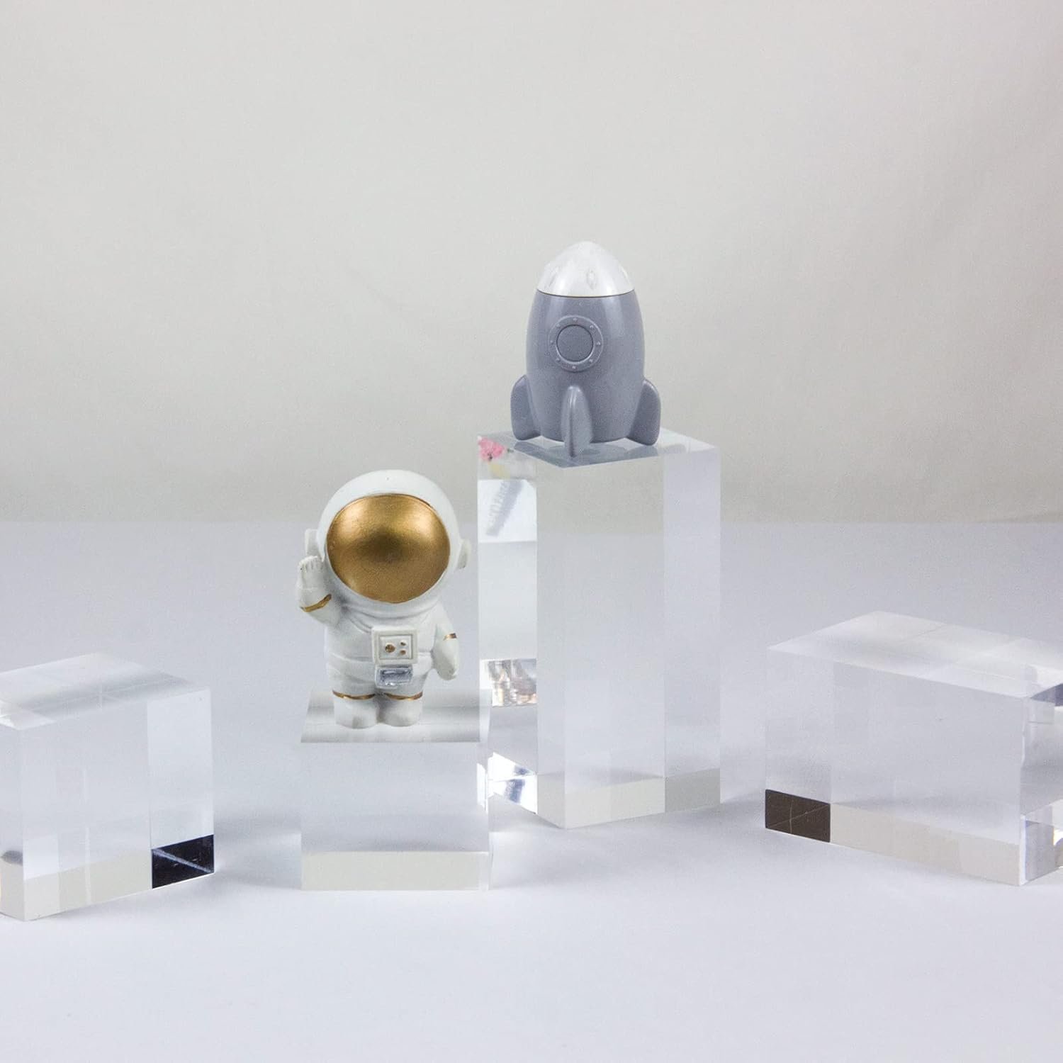 wholesale clear polished acrylic cube cylinder round photo props, transparent solid acrylic display blocks for photography boutique jewelry cosmetic crafts closet show, 4 pcs (transparent cube) factory & supplier oem odm